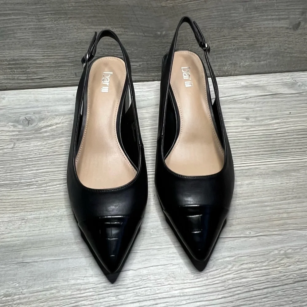 NWT Woman’s Bar lll Tenleyp sling back matte black pointed croc block heels 8.5